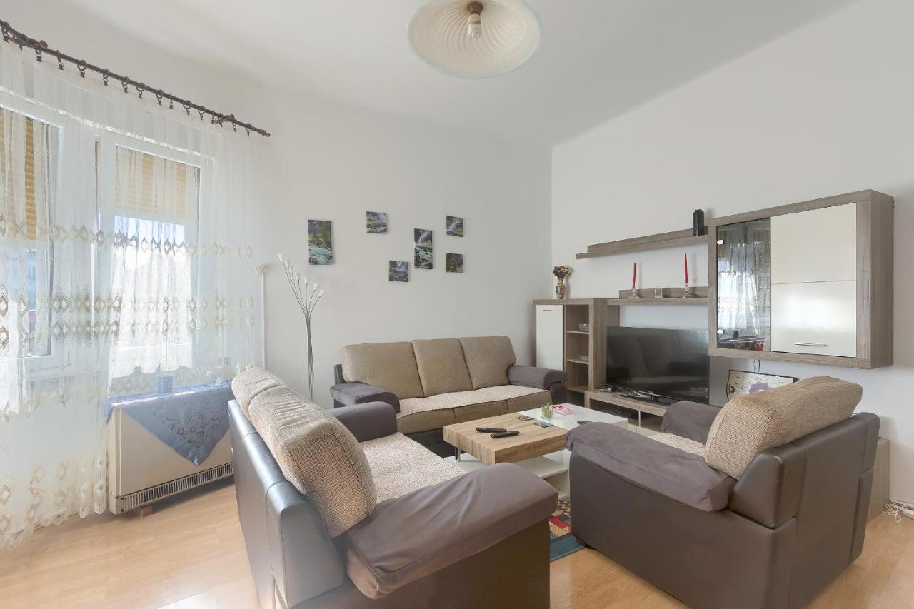 Aida Pula Apartment Екстериор снимка